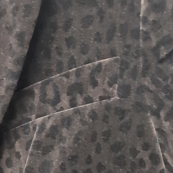 NWT Nygard Animal Print Tailored Blazer Size 6 Petite. Beautiful Floral Lining. - Picture 5 of 9